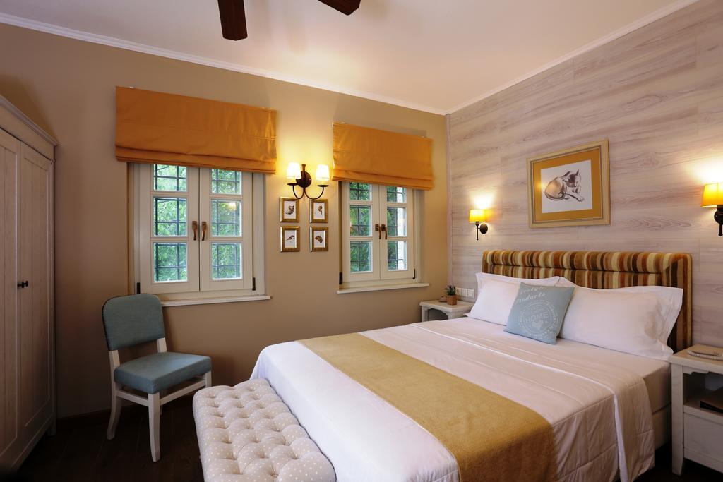 Gamila Rocks Mountain Hotel Aristi Room photo